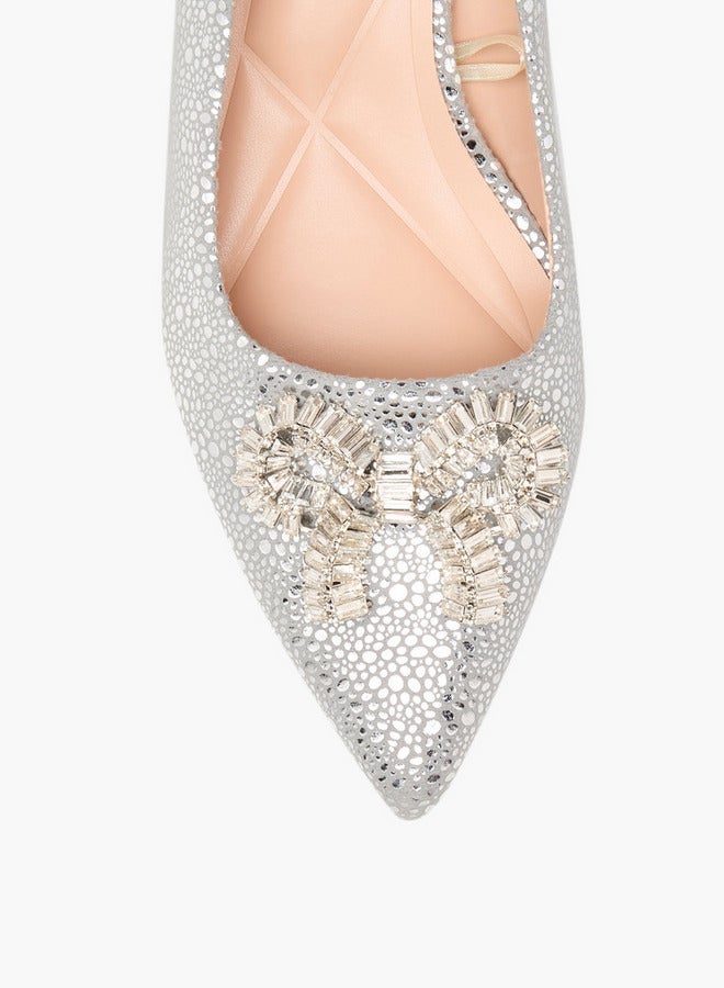 سيليست حذاء نسائي مزين بفيونكة من تشكيلة رمضان - Image 4